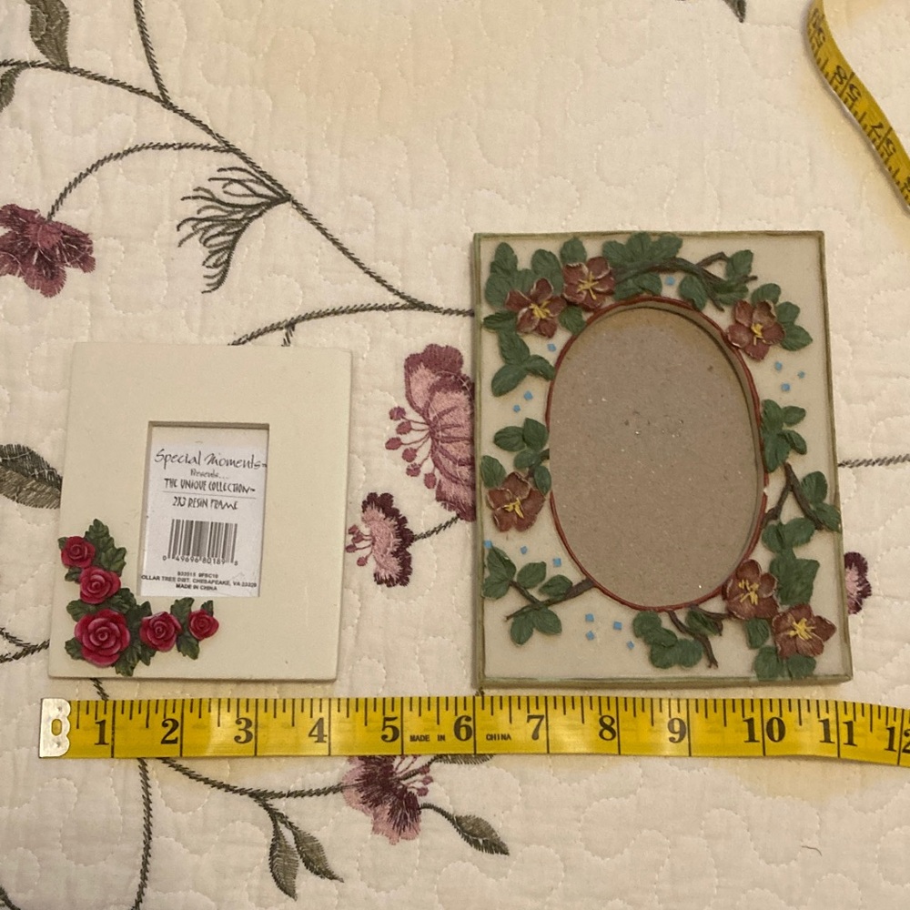Picture frames Set of 2 - Picture 2 of 8